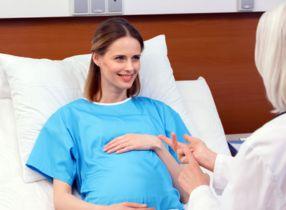 متابعة الحمل ورعاية ما قبل الولادة